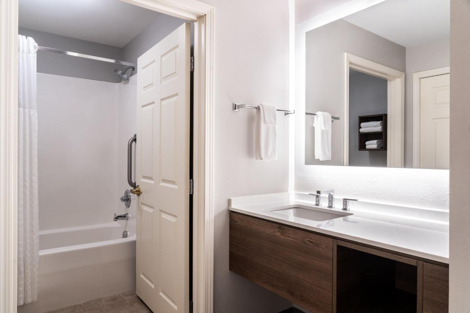 Staybridge Suites Akron-Stow-Cuyahoga Falls By Ihg Extérieur photo